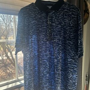 Greyson Stalking Wolf Polo Size Large